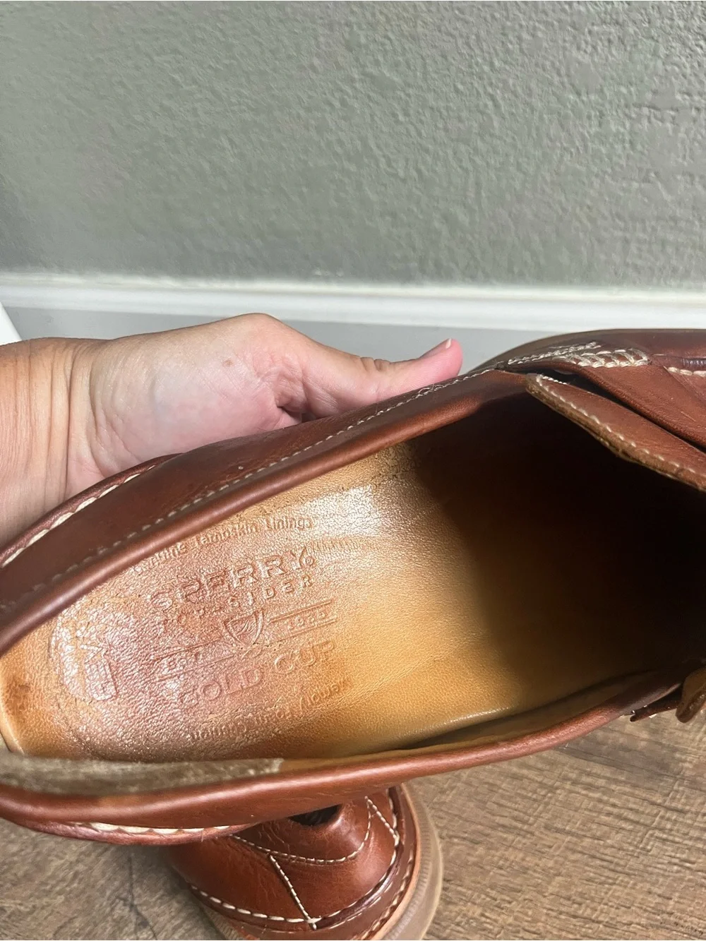 Sperry Gold Cup Exeter Penny Loafer in a red or rust nubuck leather size‎ 11.5